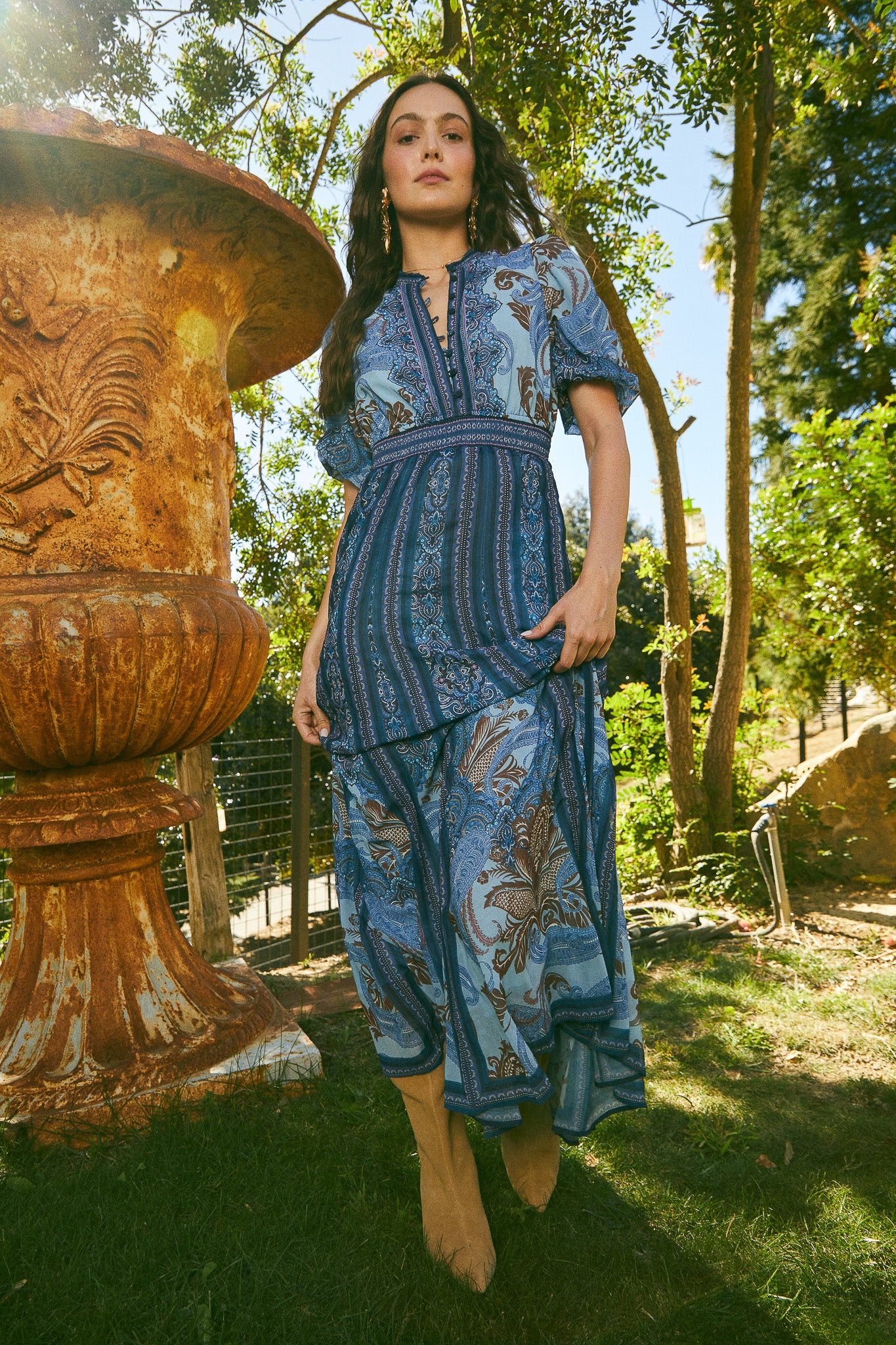 Hale Bob Blue Print Maxi Dress with Shirred Waist & Short Sleeves 66LQ