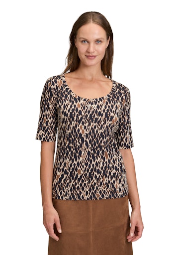 Betty Barclay fitted animal print top 2566 1431