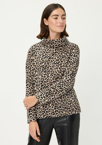 Olsen Relaxed-Fit Long-Sleeve Rolled Turtleneck Top in animal print 11201676