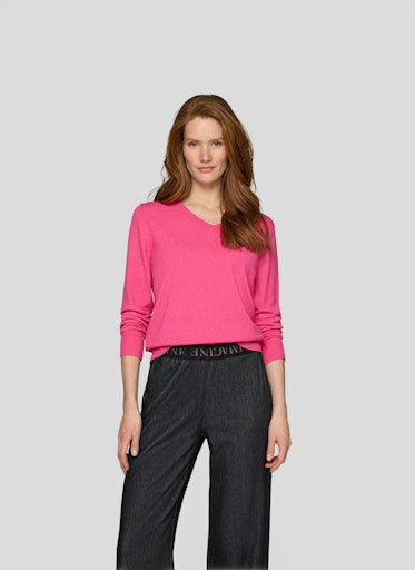 Rabe Bright Pink V-Neck Fine Knit Sweater with Long Sleeves, Relaxed Fit 55-122620