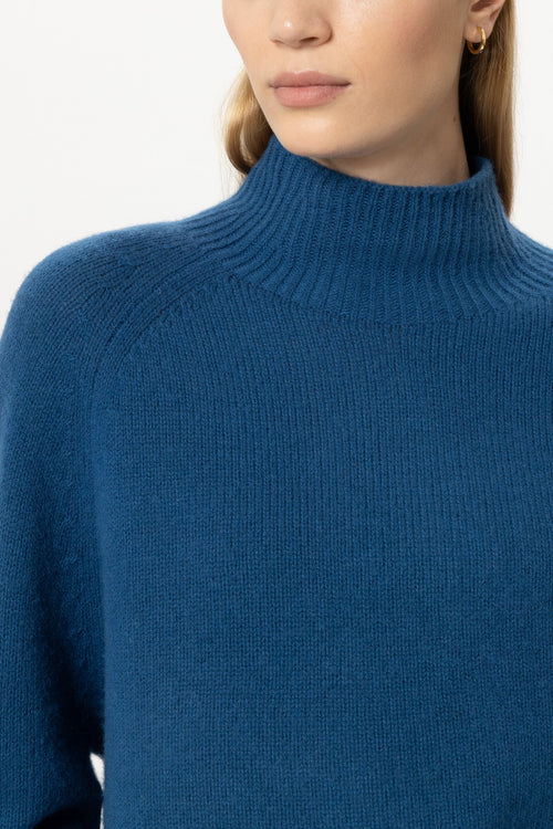 Luisa Cerano Sapphire Cashmere Blend Turtle Neck Sweater