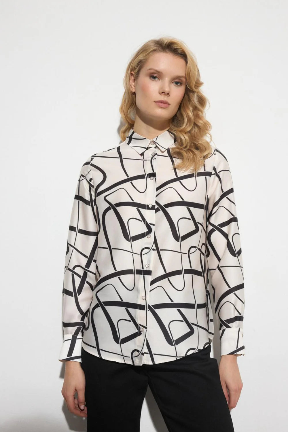 Tinta & Bariloche natural Caesarina shirt