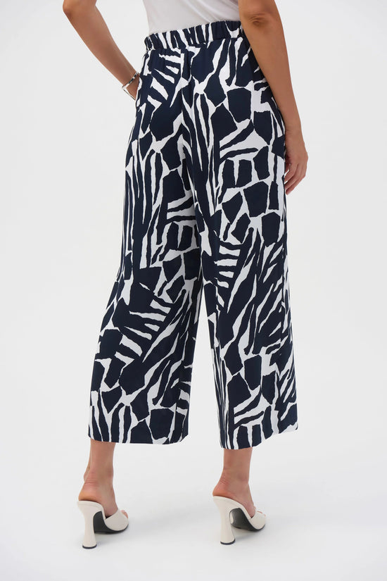Joseph Ribkoff abstract print crop trousers 252145
