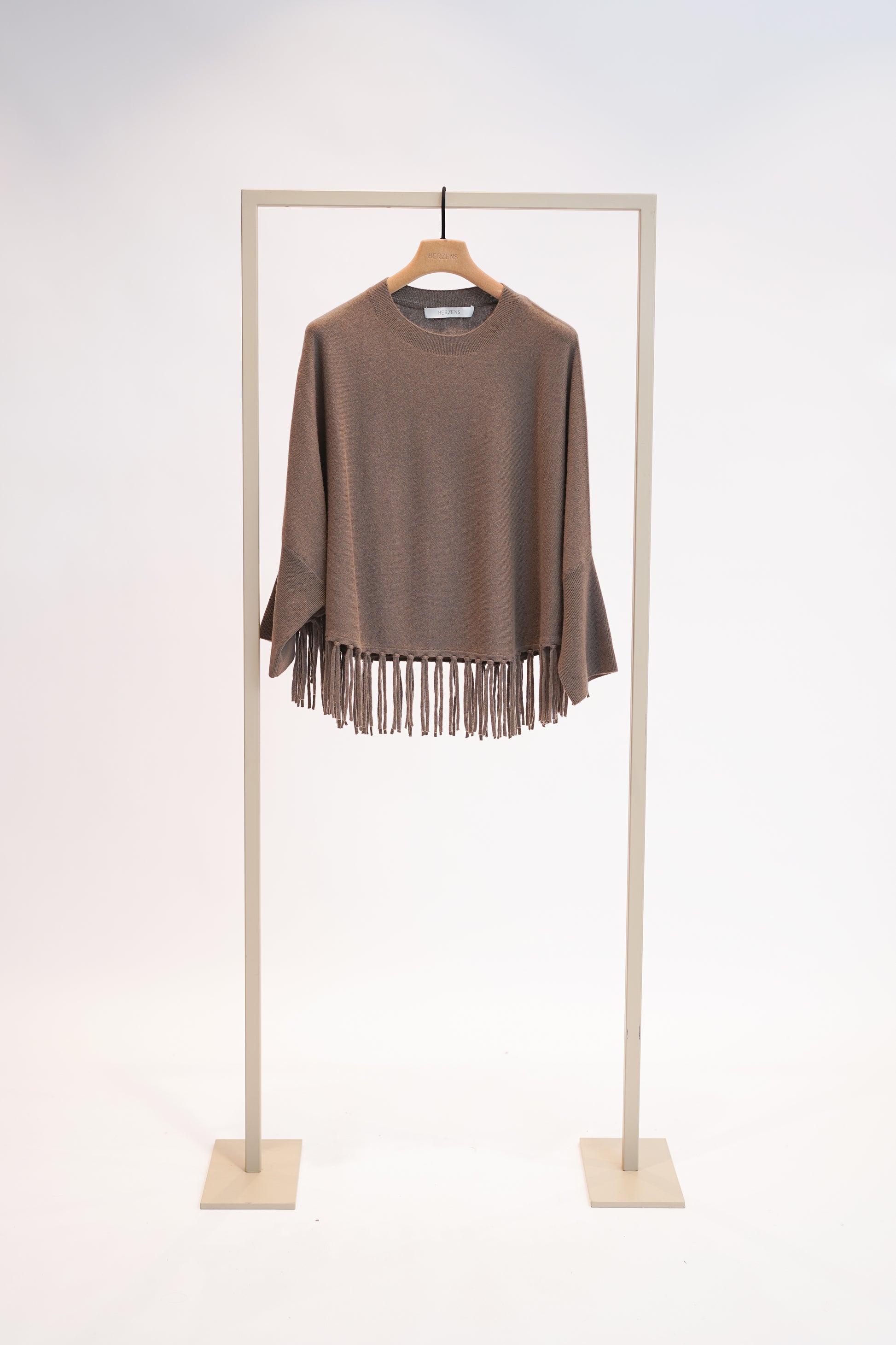 Herzens Falcon Cashmere Wool Blend Jumper – Batwing Sleeves & Tassel Hem
