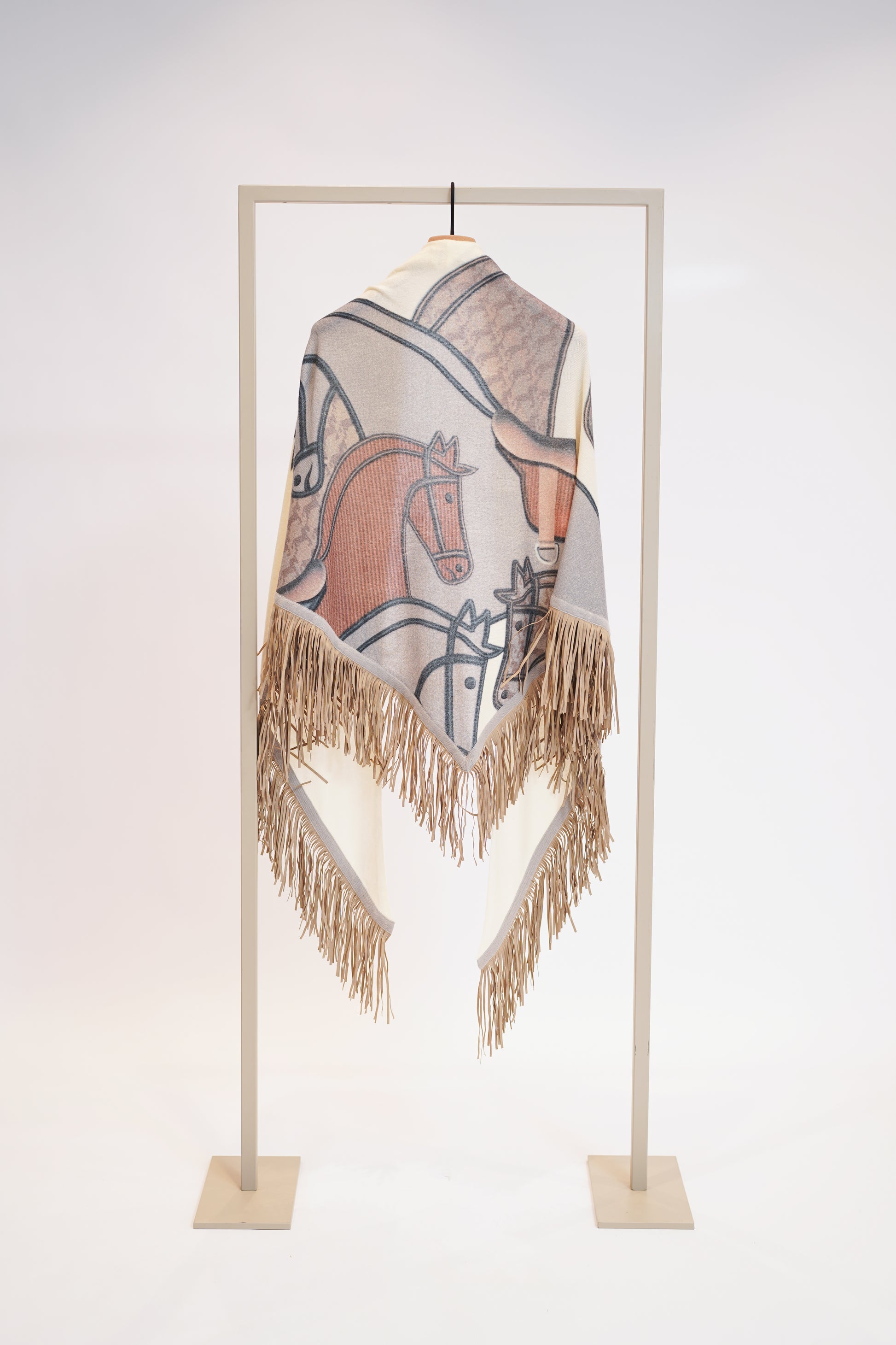 Herzens Horse Print Cashmere Blend Knitted Wrap – Tassel Detail