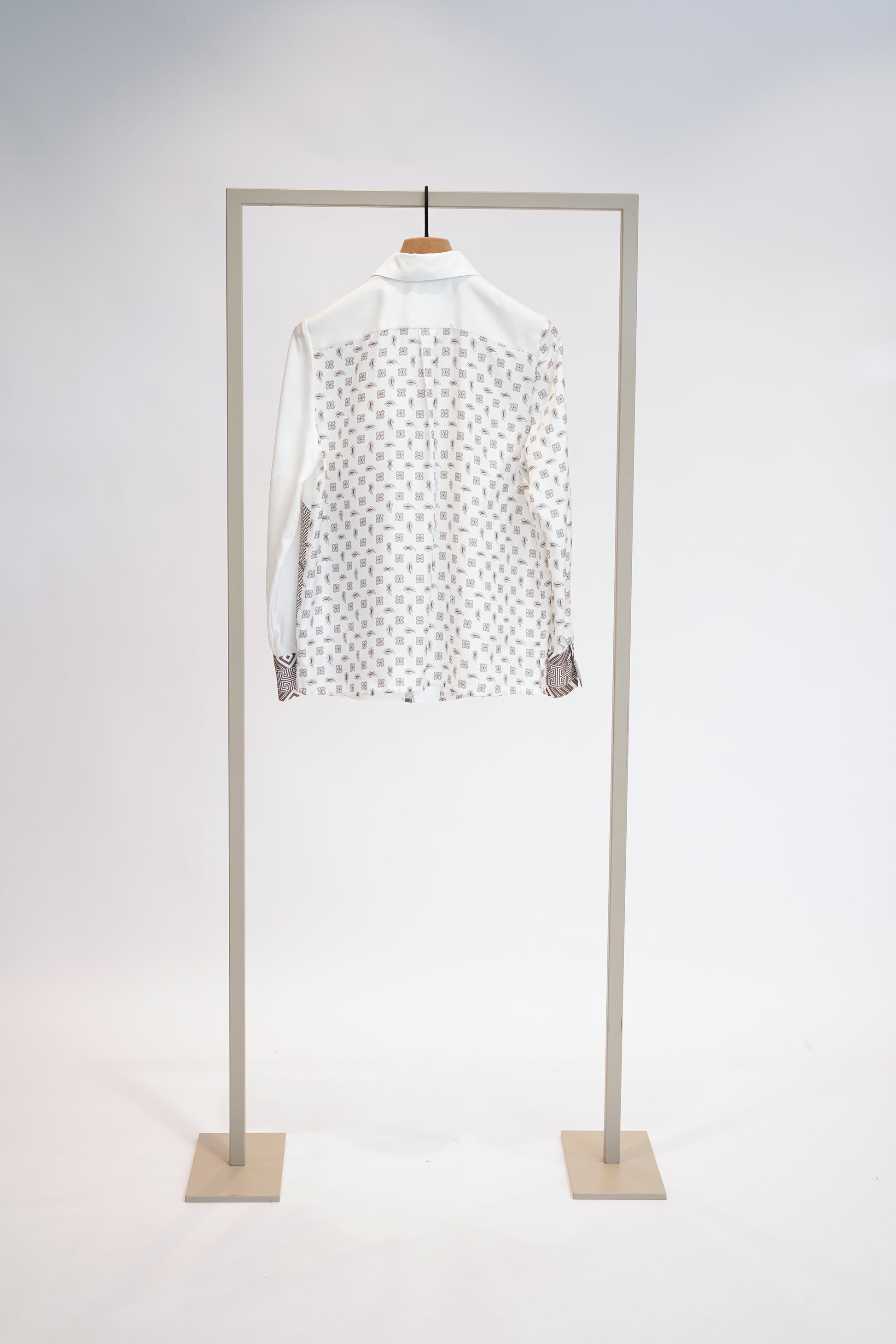 Herzens Grey & Hazelnut Silk Blouse – Horse Print, Classic Collar & Button Cuffs