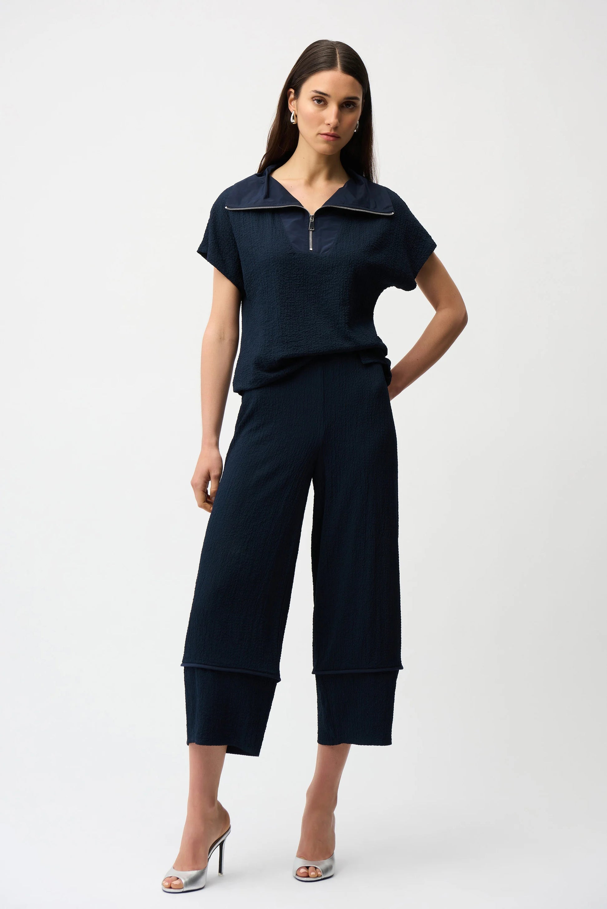 Joseph Ribkoff Midnight Seersucker Boxy Top With Memory Collar 261017