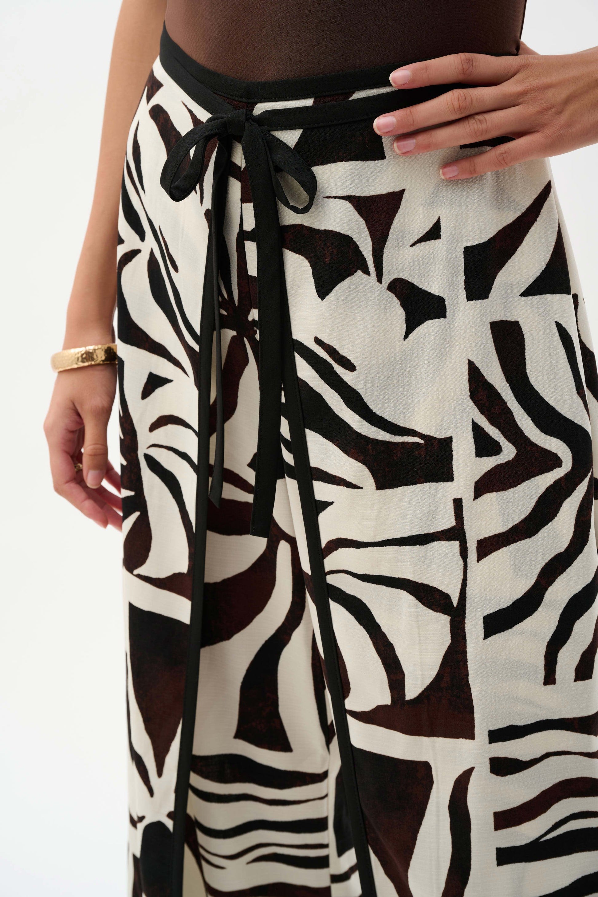 Joseph Ribkoff Beige Woven Gauze Tropical Print Wide Leg Trousers 