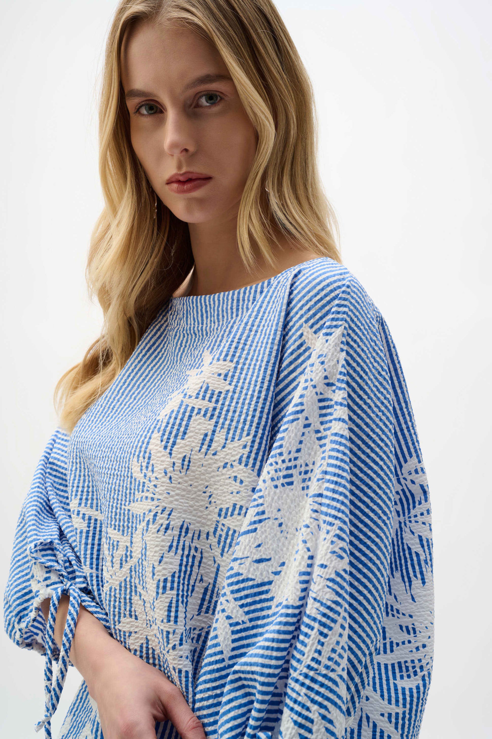 Joseph Ribkoff Vanilla/Blue Woven Seersucker Floral Print Trapeze Top