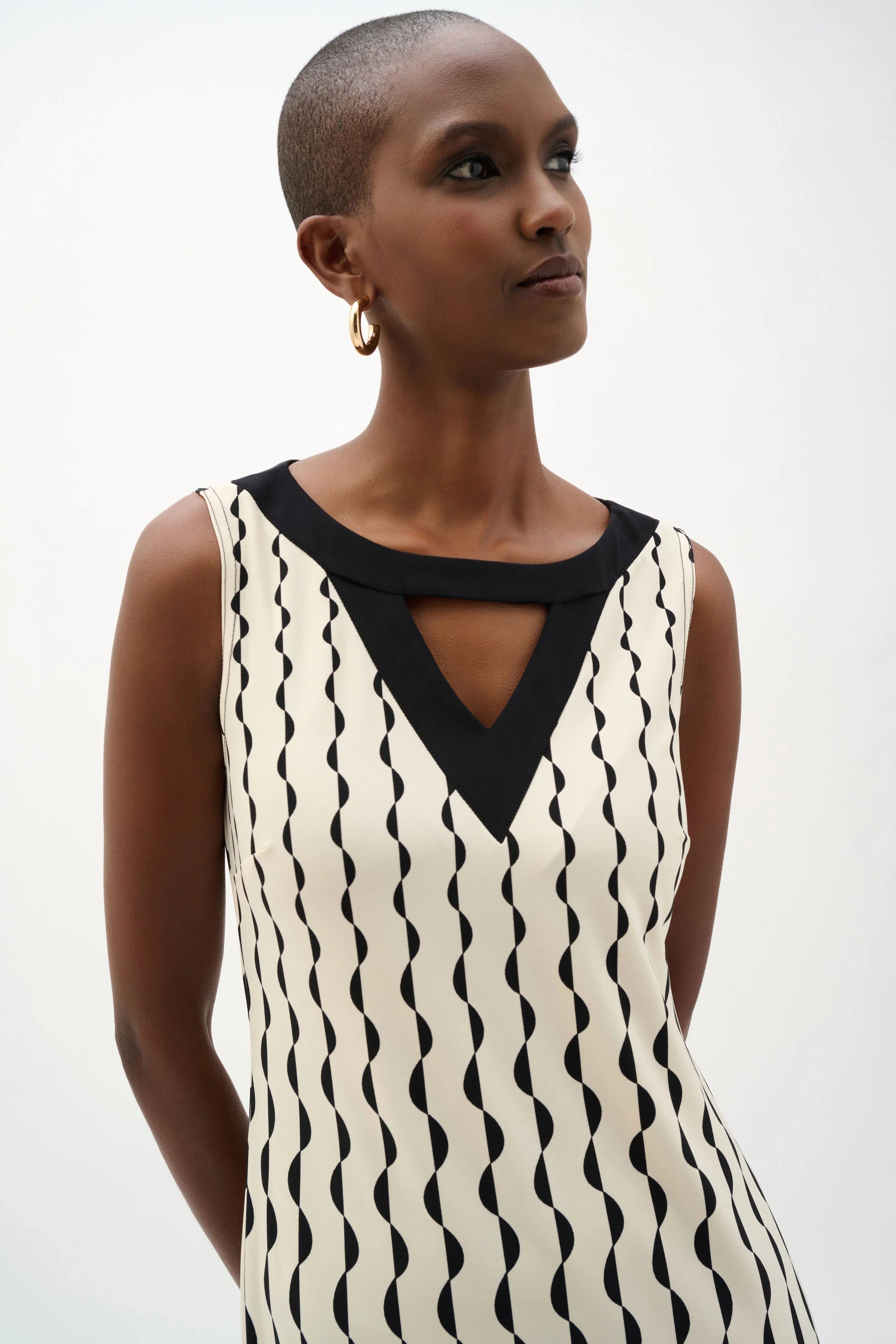 Joseph Ribkoff Black& Beige Silky Knit Geometric Print Sheath Dress 262218