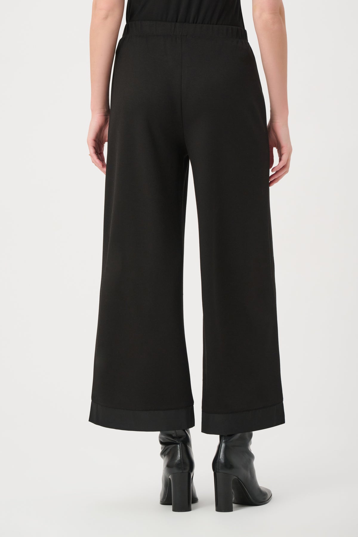 Joseph Ribkoff Black Wide-Leg Pull-On Trousers