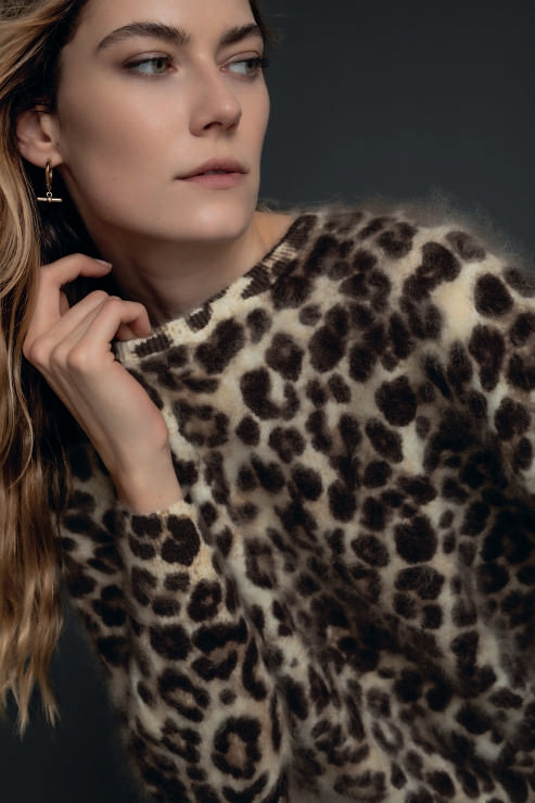 Solocascmir Animal Print Cashmere Crew Neck Sweater
