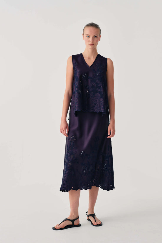 Beatrice b Dark Blue Midi Skirt with Cut-Out Embroidery 26FE5987