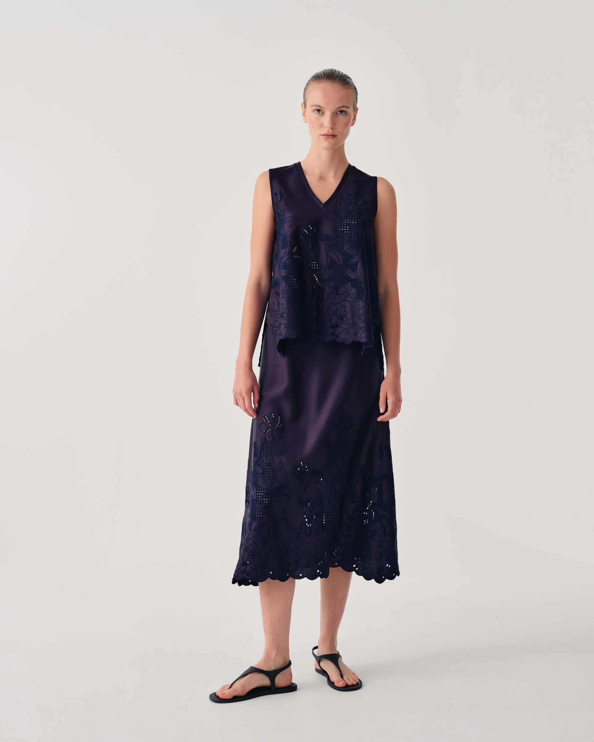 Beatrice b Dark Blue Midi Skirt with Cut-Out Embroidery 26FE5987