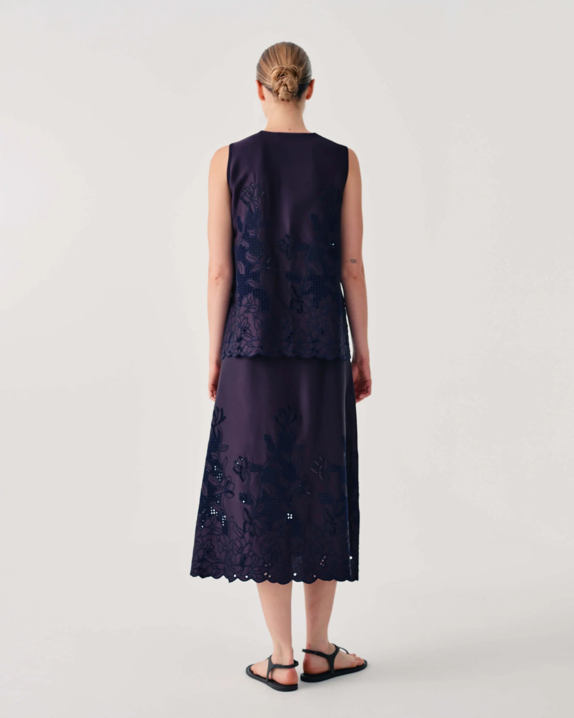 Beatrice b Dark Blue Midi Skirt with Cut-Out Embroidery 26FE5987