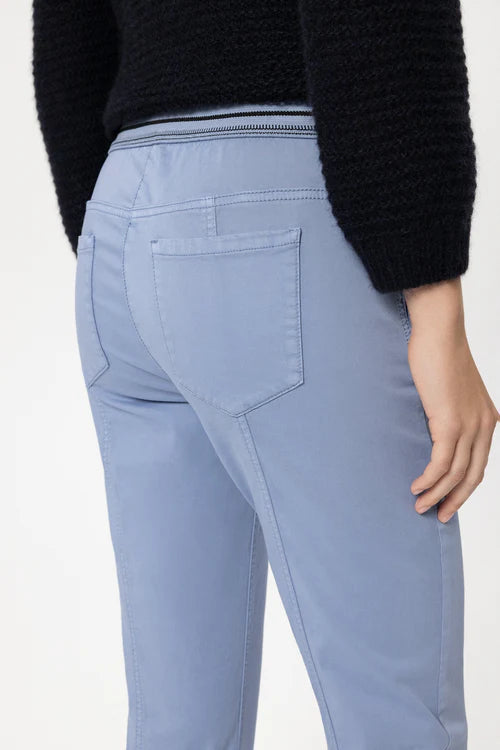 Luisa Cerano High Stretch Skinny Denim in Blue 637600