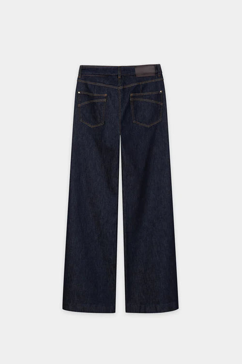 Luisa Cerano Authentic Dark Denim Flared Jeans