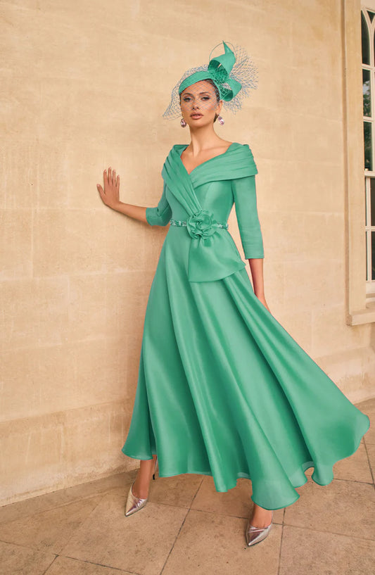 Veni Infantino Jade 3/4 Sleeves Pleated V-Neckline A-Line Dress