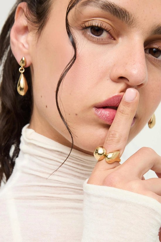 Uno de 50 Gold Ring with Irregular Rounded Shapes