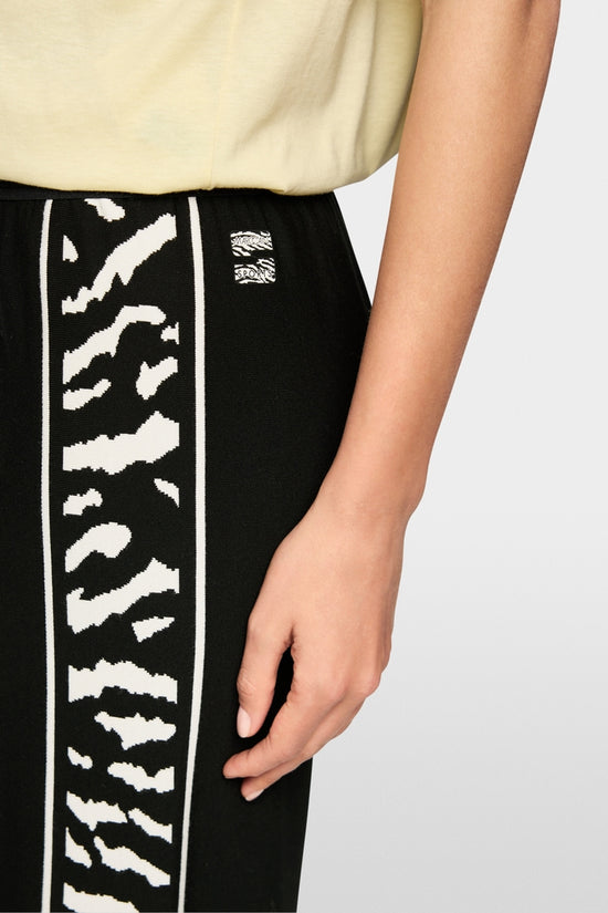 Marc Cain Sports Black Welkom Wide Leg Trousers AS81.25 M09