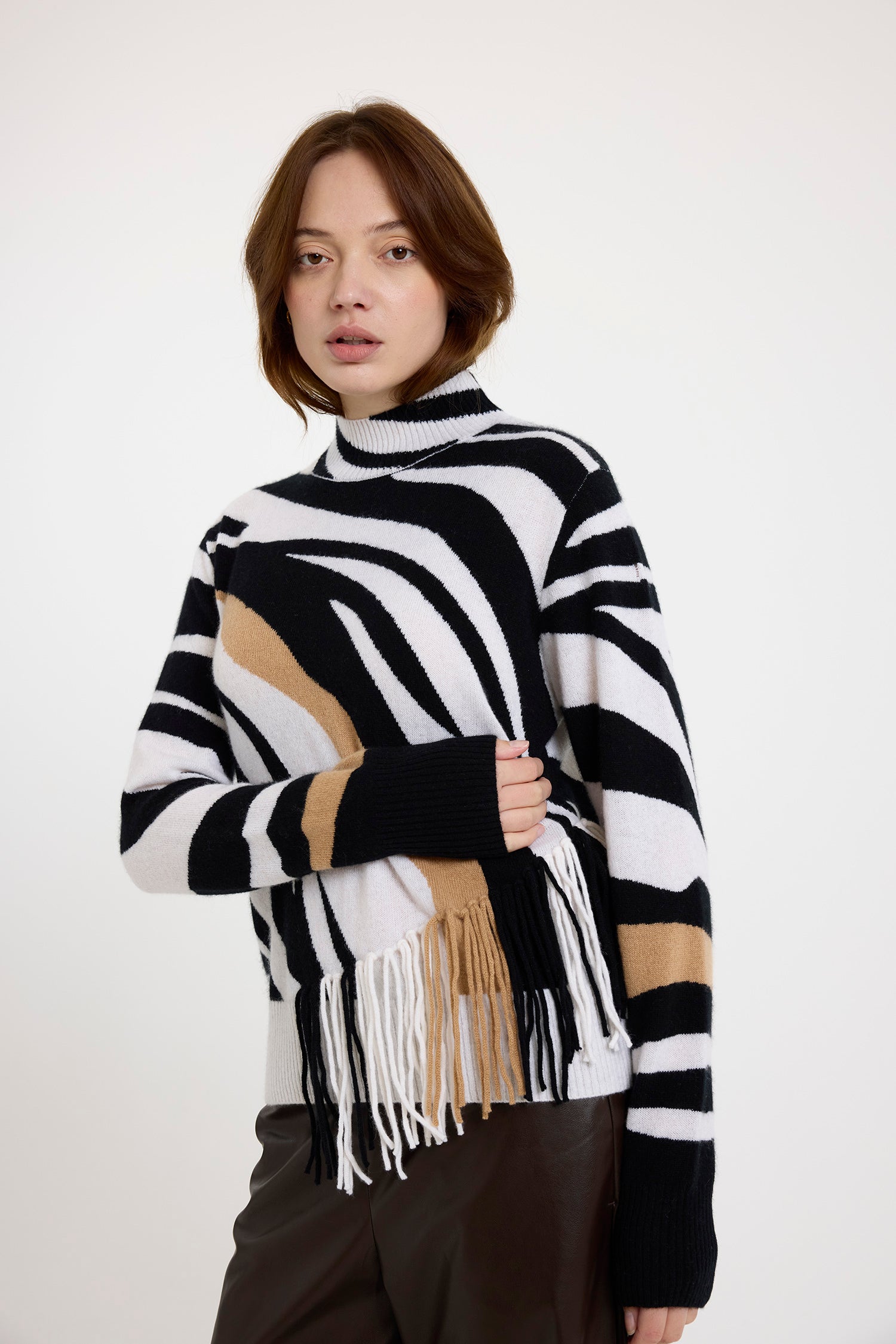 Brodie zebra fringe sweater B080