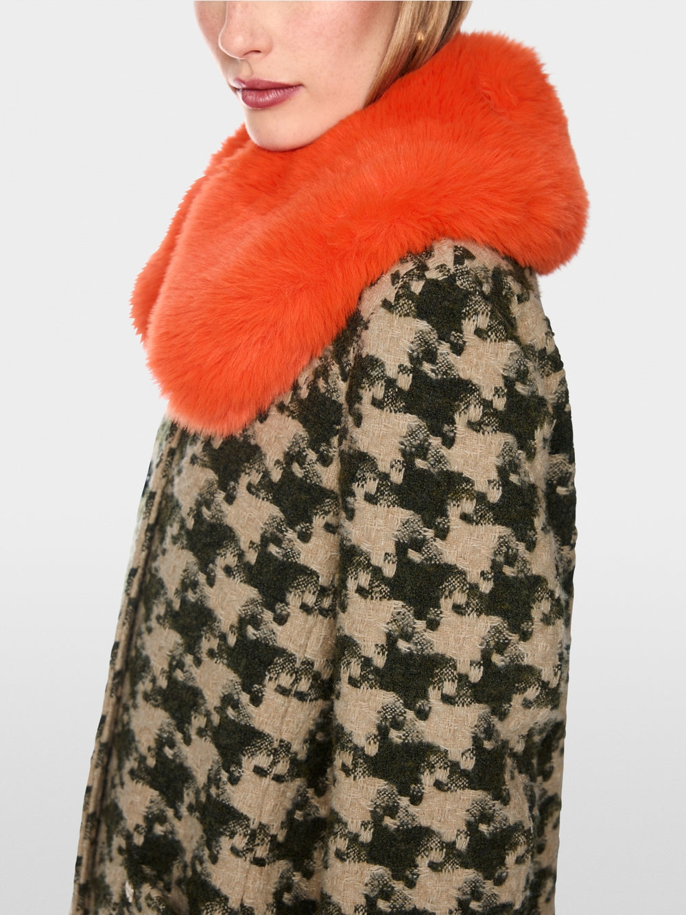 Marc Cain Tan Houndstooth Coat with Faux Fur Collar