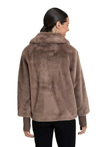 Betty Barclay brown/grey Faux Fur Jacket – Lapel Collar, Knitted Cuffs, Long Sleeve 7242 29011