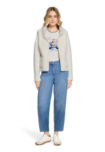 Betty Barclay Off White Knitted Jacket – Faux Fur Front, High Collar & Two-Way Zip