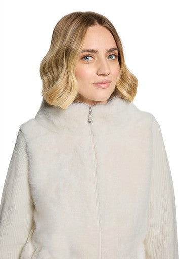 Betty Barclay Off White Knitted Jacket – Faux Fur Front, High Collar & Two-Way Zip