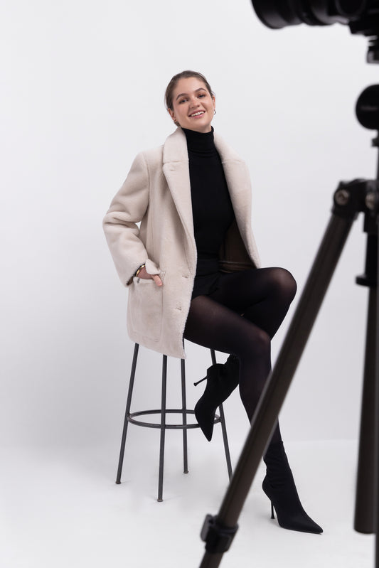 Urbancode reversible faux suede and fur coat BJ20011
