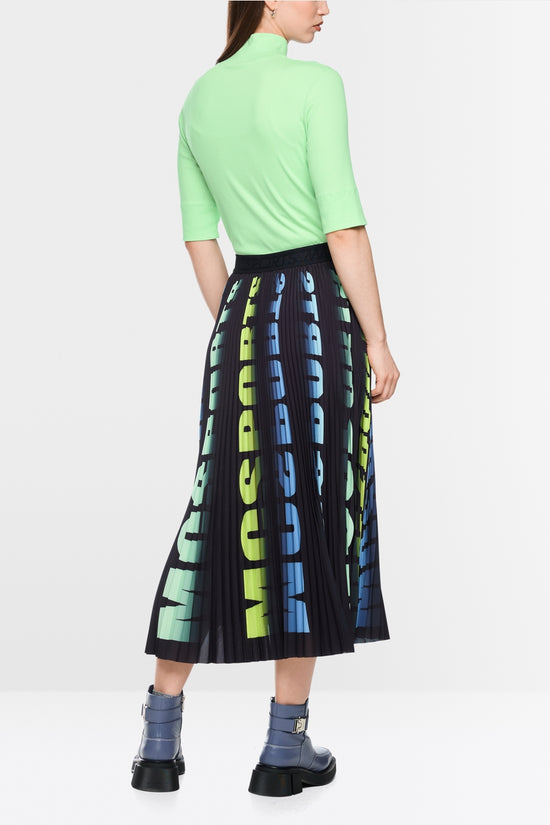 Marc Cain Green Basic T-Shirt with Stand-Up Collar