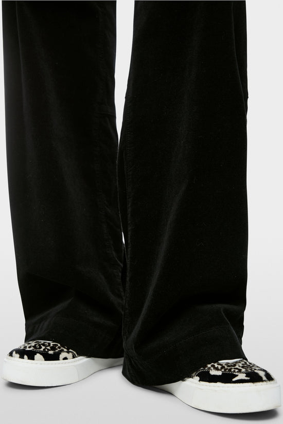 Marc Cain Sports Black WARRI Wide-Fit Trousers