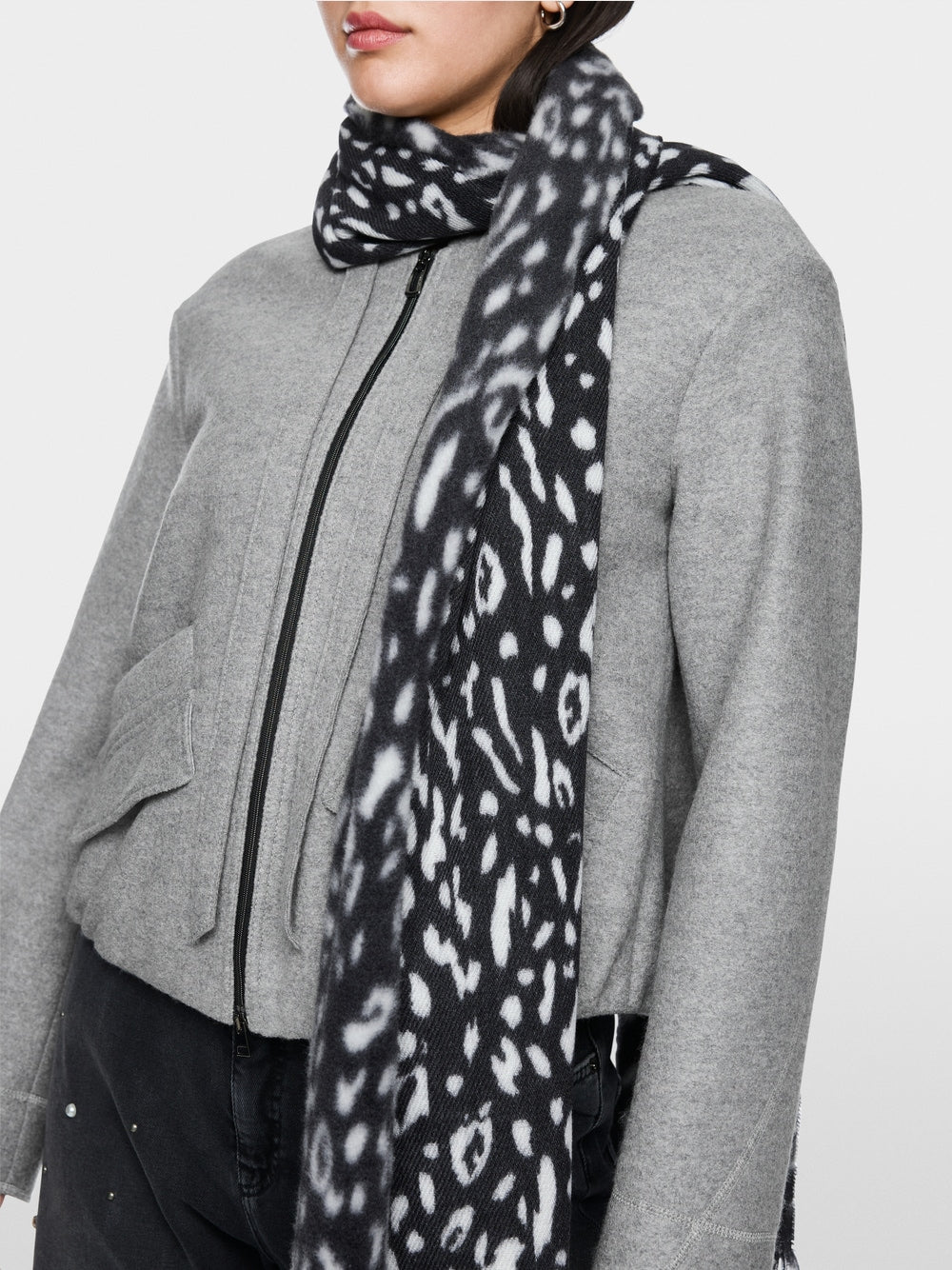 Marc Cain Sports Black & White Leopard Print Wool Scarf 