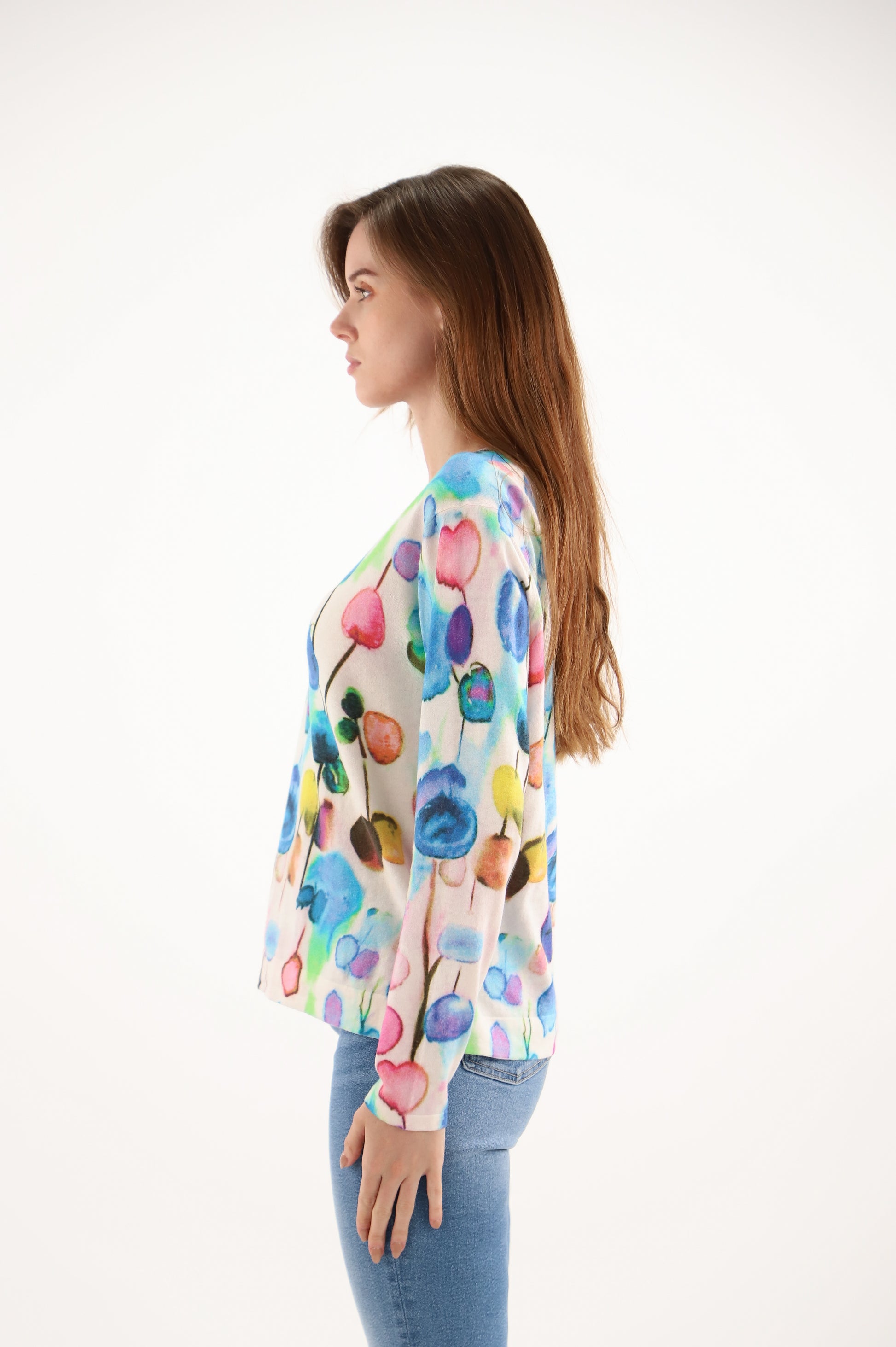 Estheme Cream & Multi Print V-Neck Sweater