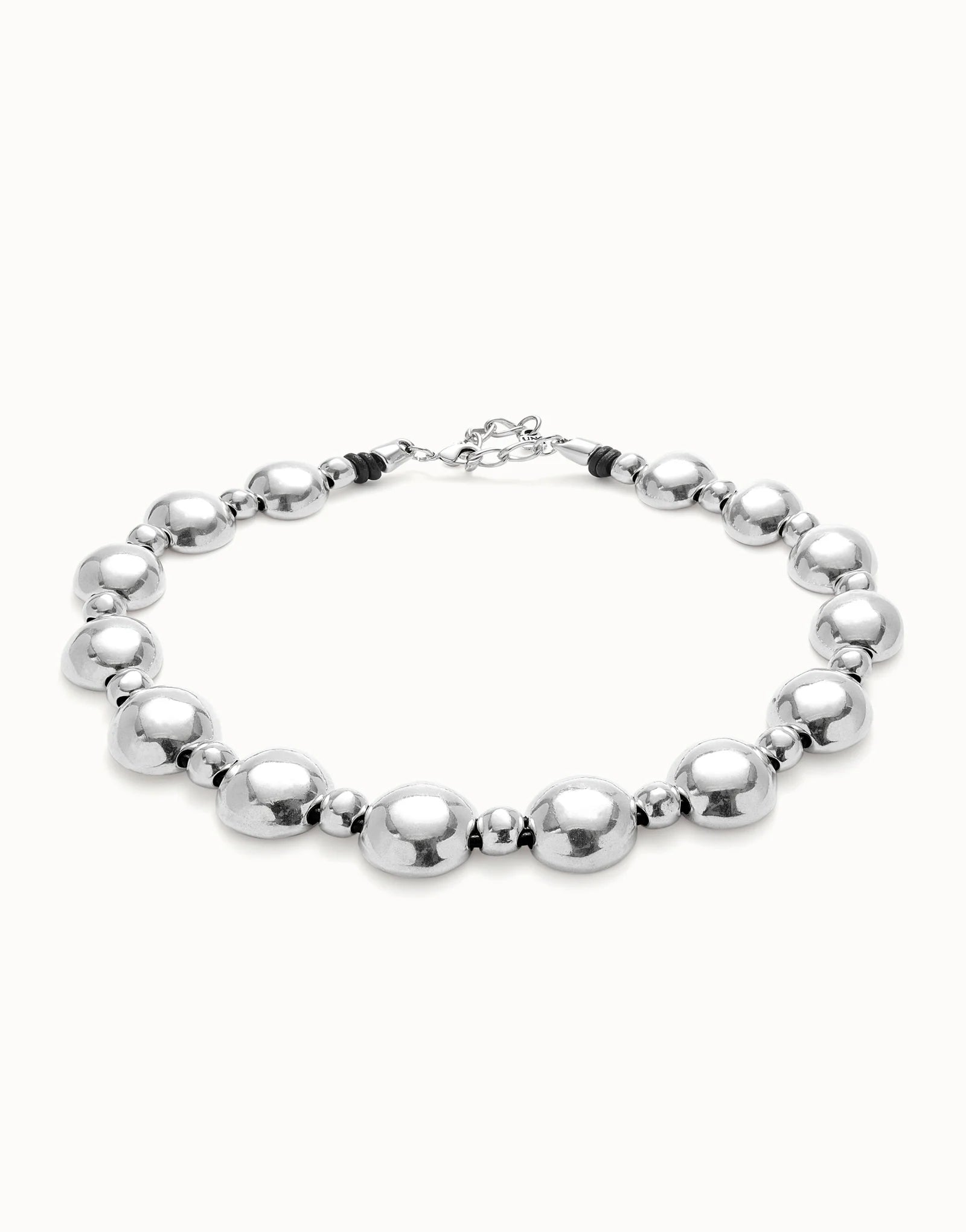 Uno de 50 Silver Beaded Necklace with Larger Central Bead COL1997