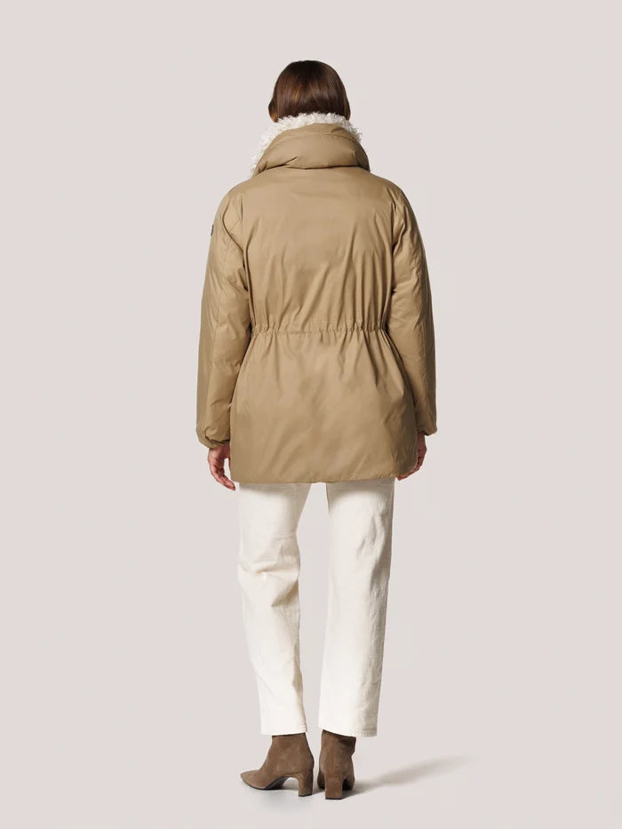 Creenstone Camel Short Coat with Detachable Faux Fur Inside