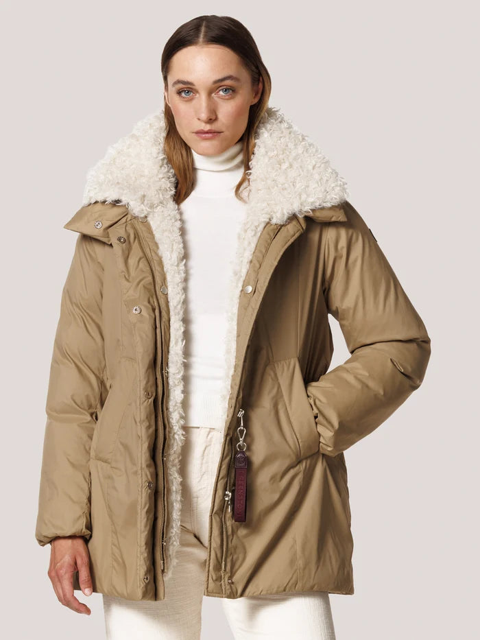 Creenstone Camel Short Coat with Detachable Faux Fur Inside