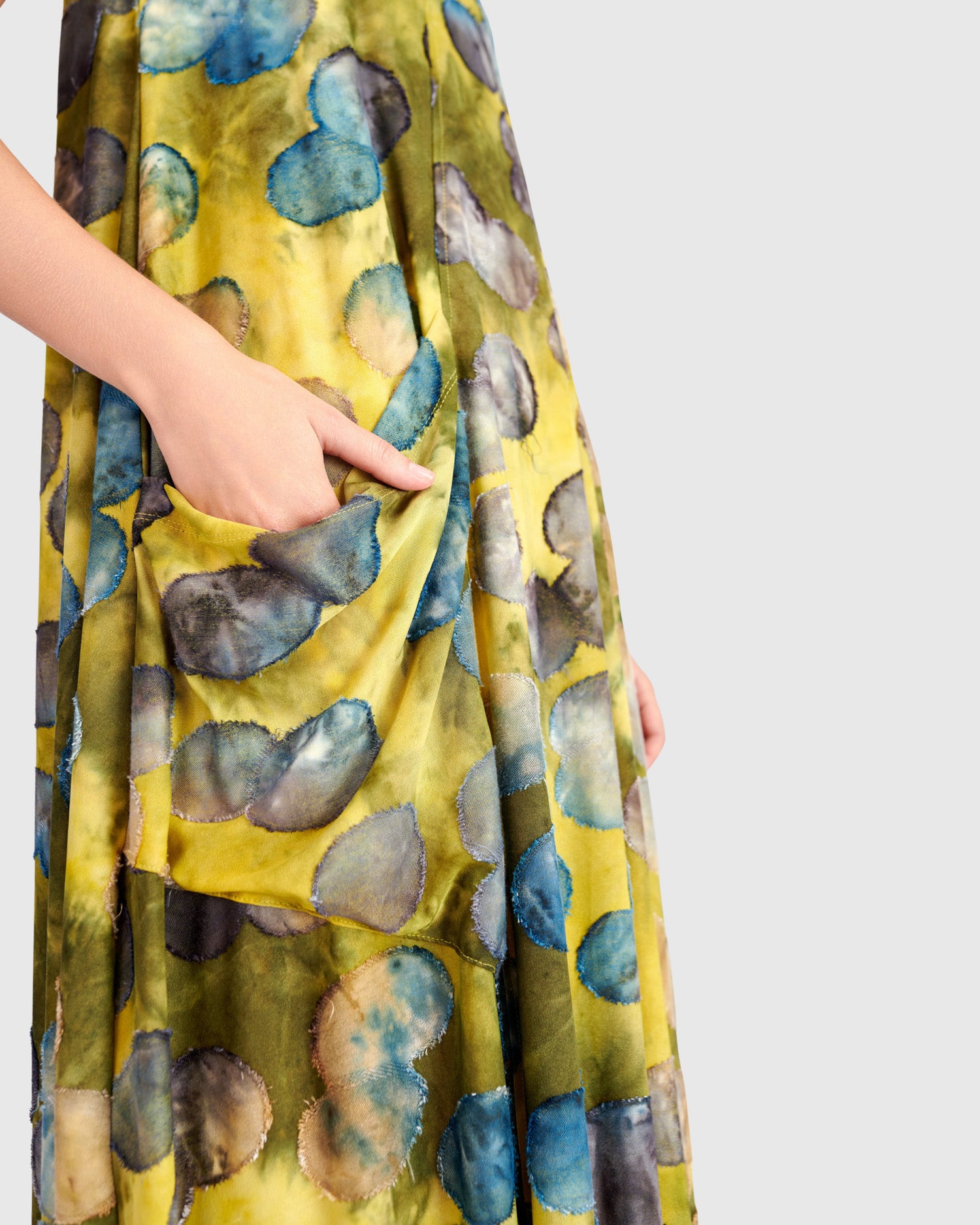 Alembika Green Circle Print Sleeveless Maxi Dress Wide Silhouette SD9170