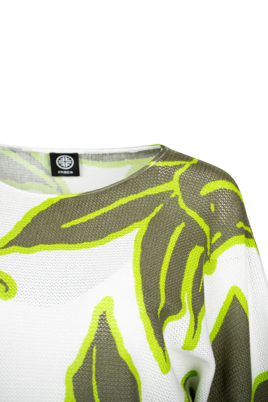 Faber Botanic Graphic Sweater – Figure-Hugging 3/4 Batwing Sleeve Knit 95406