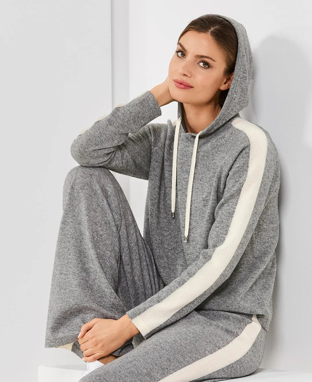 Faber Titanium Grey Cashmere Blend Lon Sleeve Hooded Top