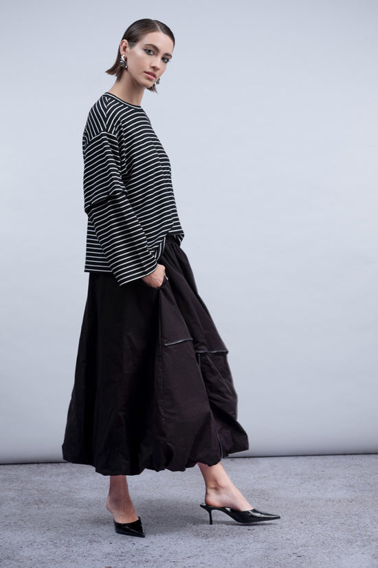 Haako Black & White Stripe T-Shirt Loose Fit Round Neck with Detachable Sleeves