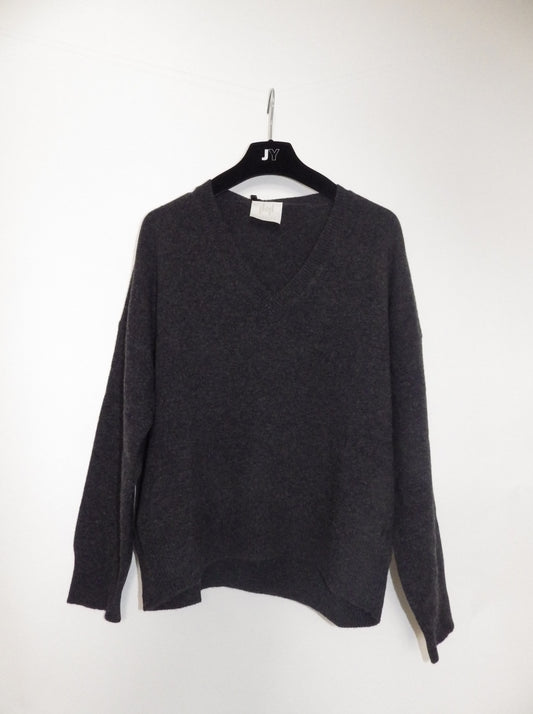 Marella v neck sweater Ramei