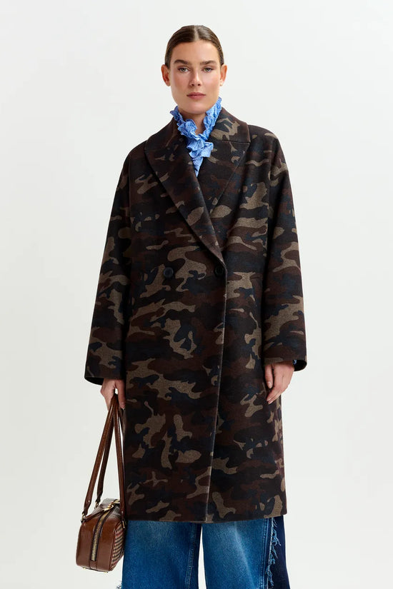 Essentiel Antwerp Khaki, beige and black camouflage print double-breasted wool-blend coat Imperfection