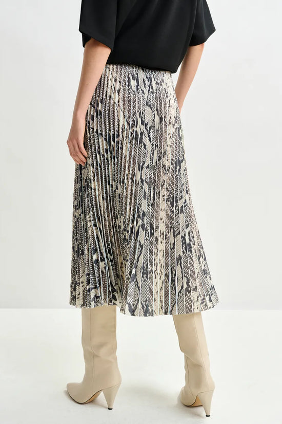 Essentiel Antwerp snake print pleated skirt Indira
