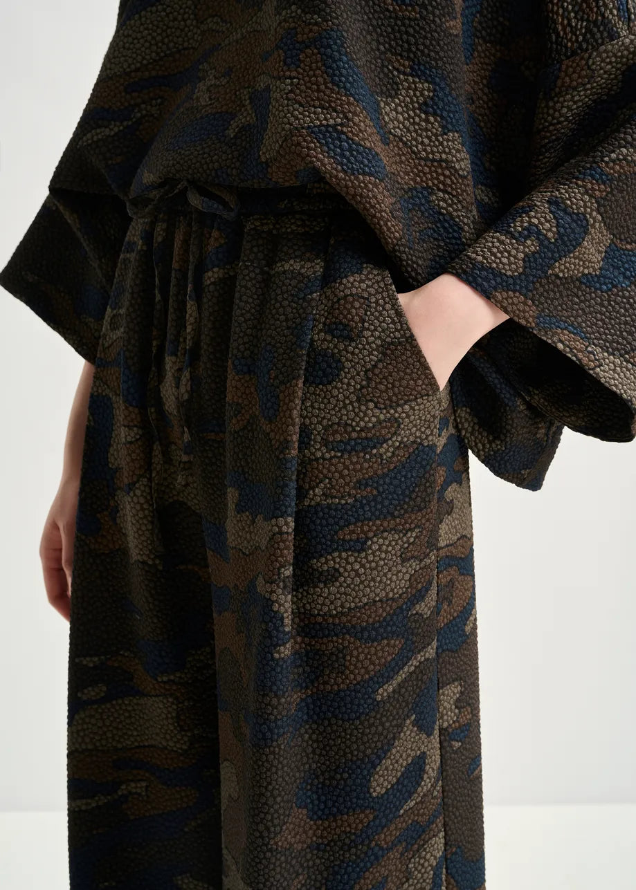 Essentiel Antwerp Brown, khaki and black wide-leg trousers Itchy