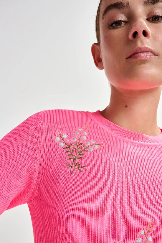 Essentiel Antwerp Bright Pink Knitted Sweater with Floral Embroideries