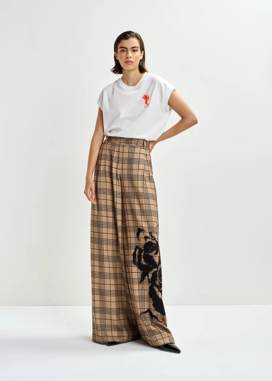 Essentiel Antwerp Off-White Cotton T-shirt with Bead Embroidery JUNGALA