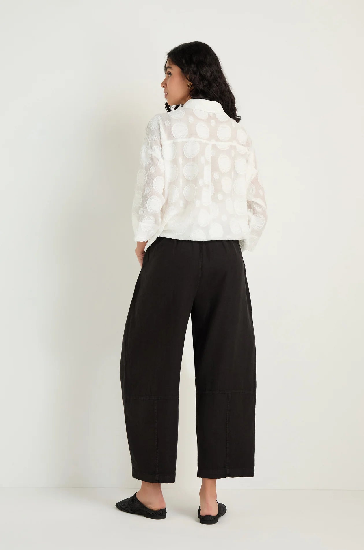 Sahara Black Linen Seam Detail Black Bubble Trouser