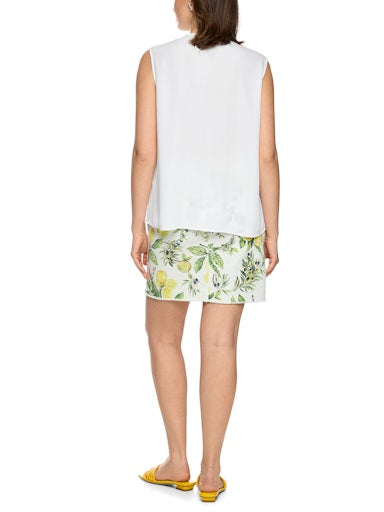 Marc Cain White Sleeveless V-Neck Top with Pleating