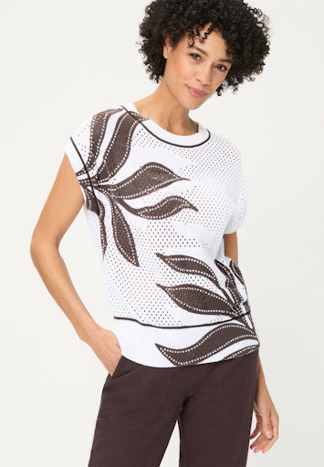 Olsen White Open Knit Top – Short Sleeve Round Neck, Brown Leaf Pattern